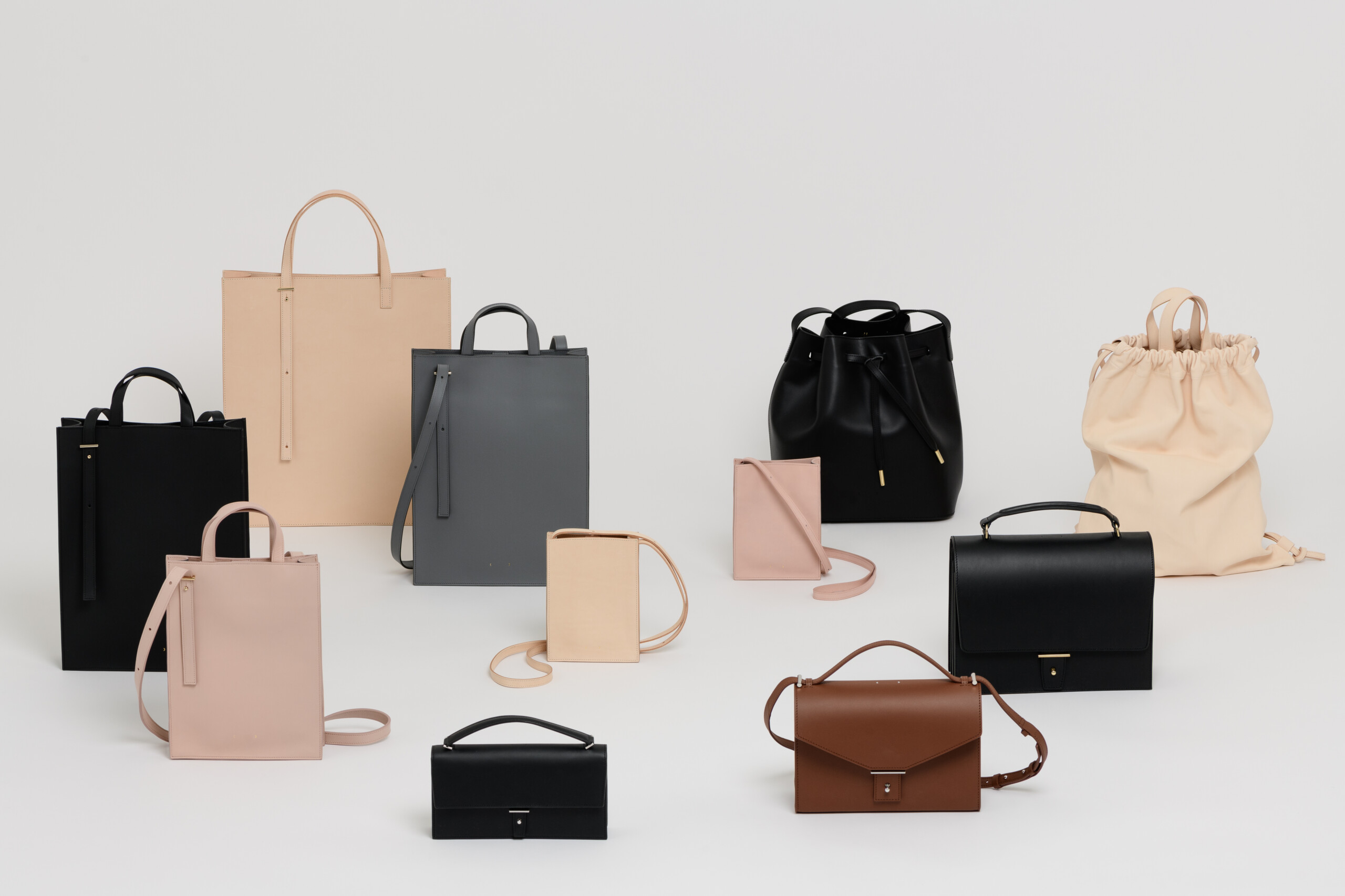 pb0110 ショルダーbag 専用ページ ピービー ゼロワンワンゼロ PB0110 プレーンレザーショルダーバッグ